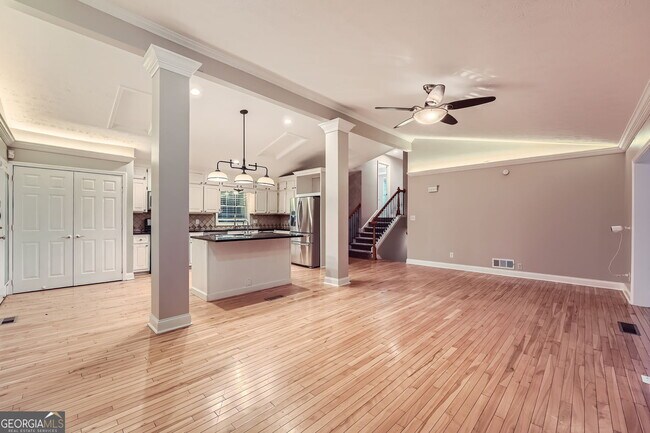 Foto del edificio - 10350 Shallowford Rd