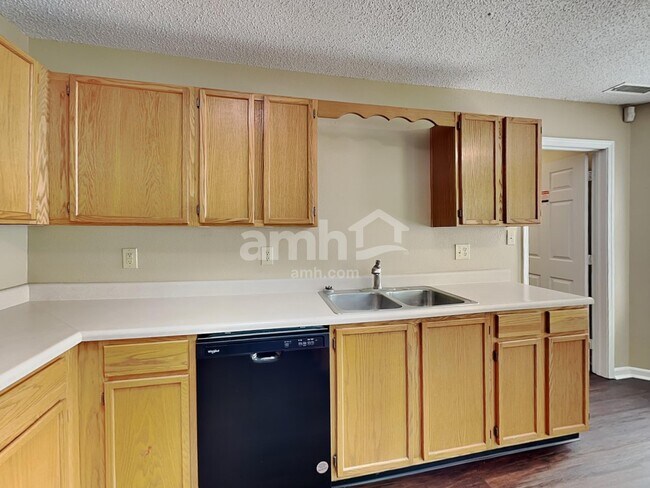 Foto del edificio - 12154 Brushfield Ln