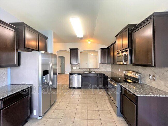 Building Photo - 6011 Ambrose Cir