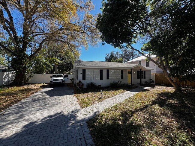 Foto del edificio - 3008 Hillview St