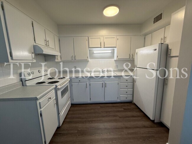 Foto del edificio - 2 Bedroom Salem View Apartment!
