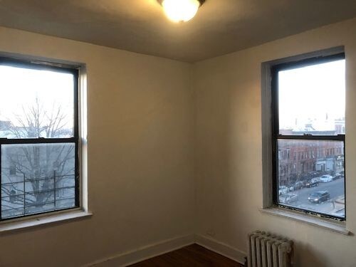 Foto principal - 725 4th Ave