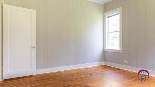 Foto del edificio - @ bed 1 bath Home for Rent right off 165 i...