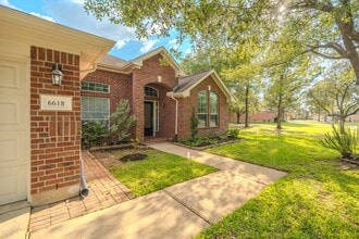 Building Photo - 6618 Trenton Lake Ln