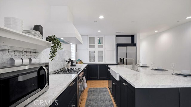 Foto del edificio - 1351 Seward St