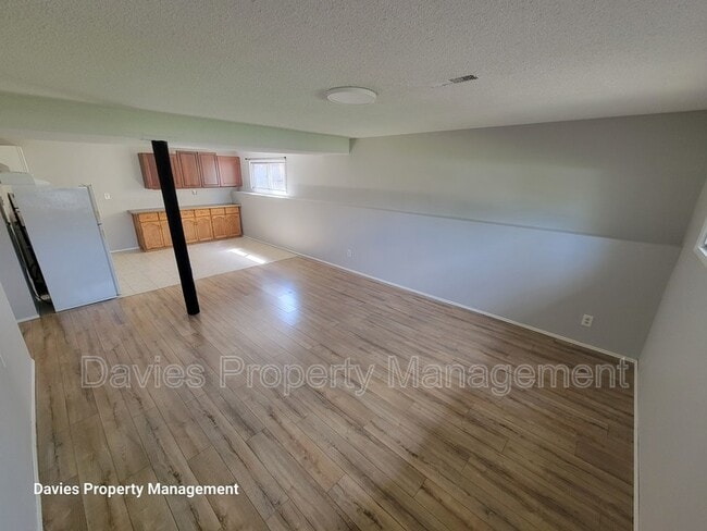 Building Photo - 8725-8151 151 St NW