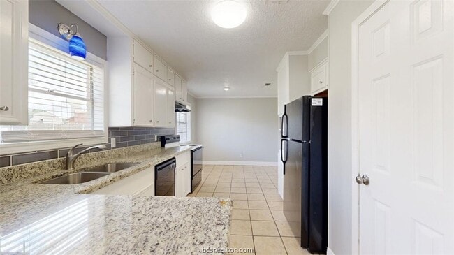 Foto del edificio - 1417 Antone Ct