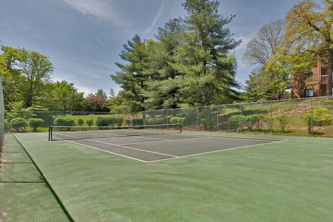 Building Photo - 128-9 Turtle Creek Road