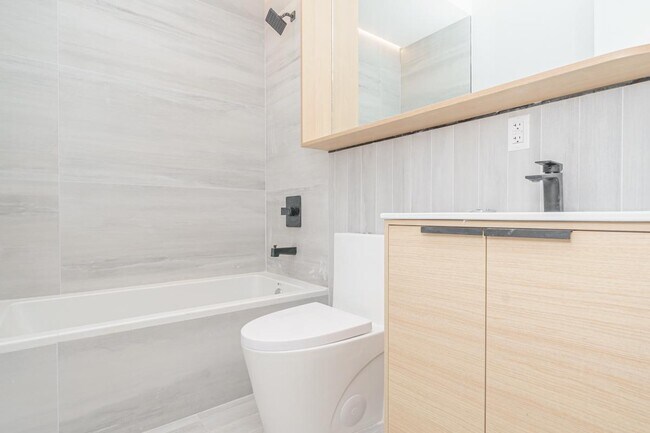 Foto del edificio - 987 Bedford Ave