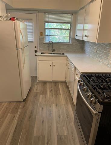 Foto del edificio - 6645 Ascot Ln