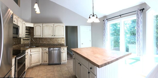 Foto del edificio - Papillion Home For Rent