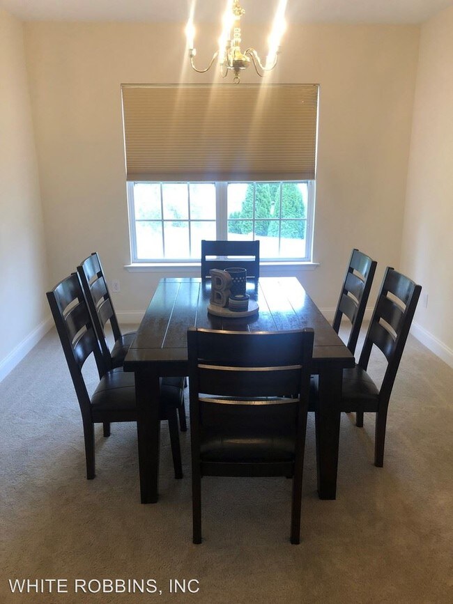 Foto del edificio - 4 br, 2.5 bath House - 323 Matthew Flocco