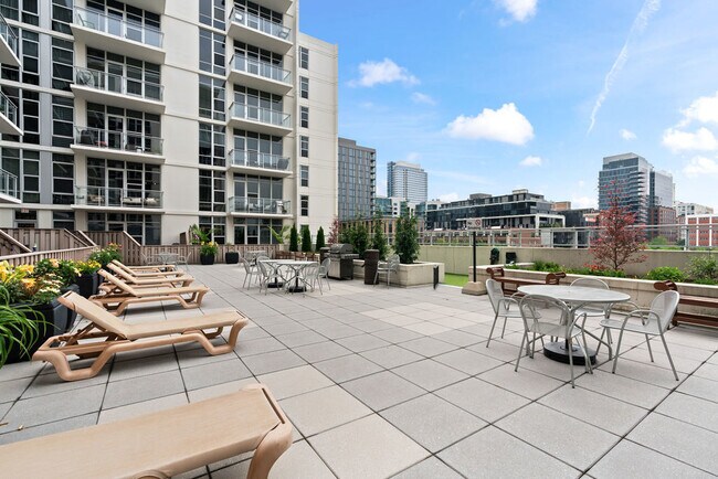 Foto del edificio - 901 W Madison St