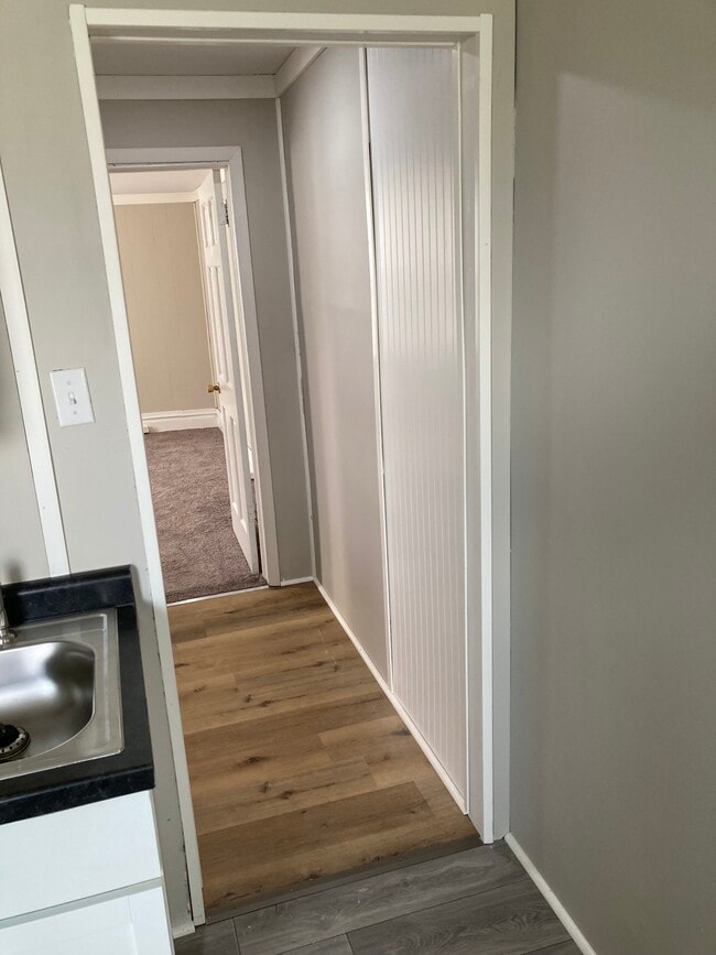 Foto del edificio - 4023 Fairlawn Ave