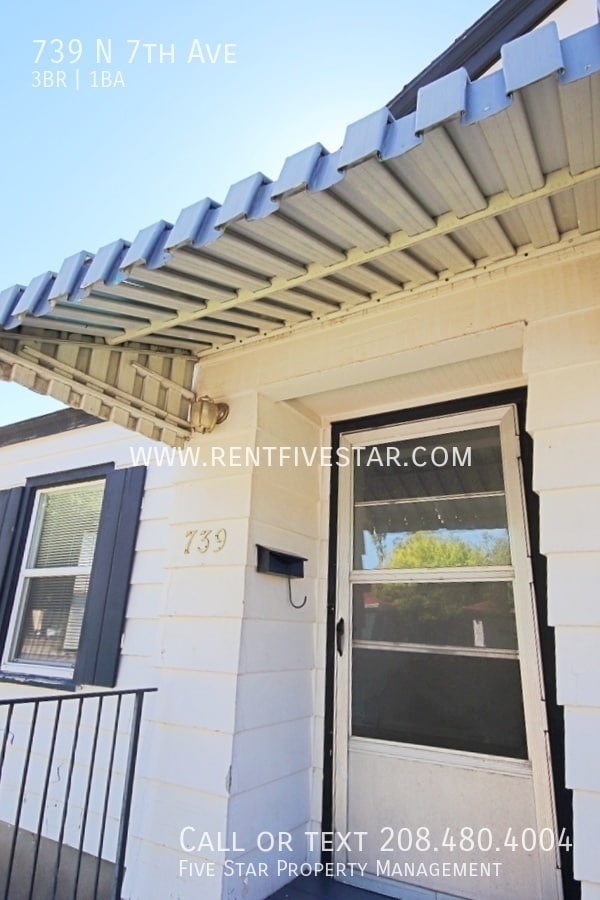 Building Photo - Classic home near Idaho State University! ...