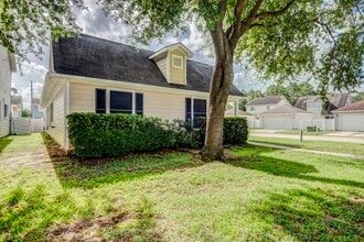 Building Photo - 9622 Farrell Dr