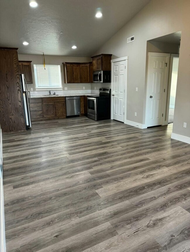Building Photo - 953 Pirate Cove Wy
