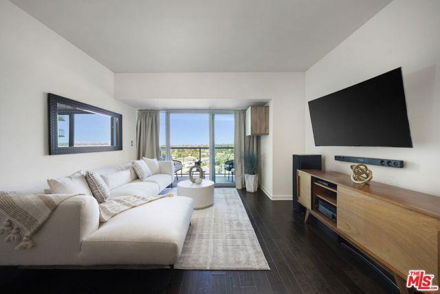 Foto principal - 13700 Marina Pointe Dr