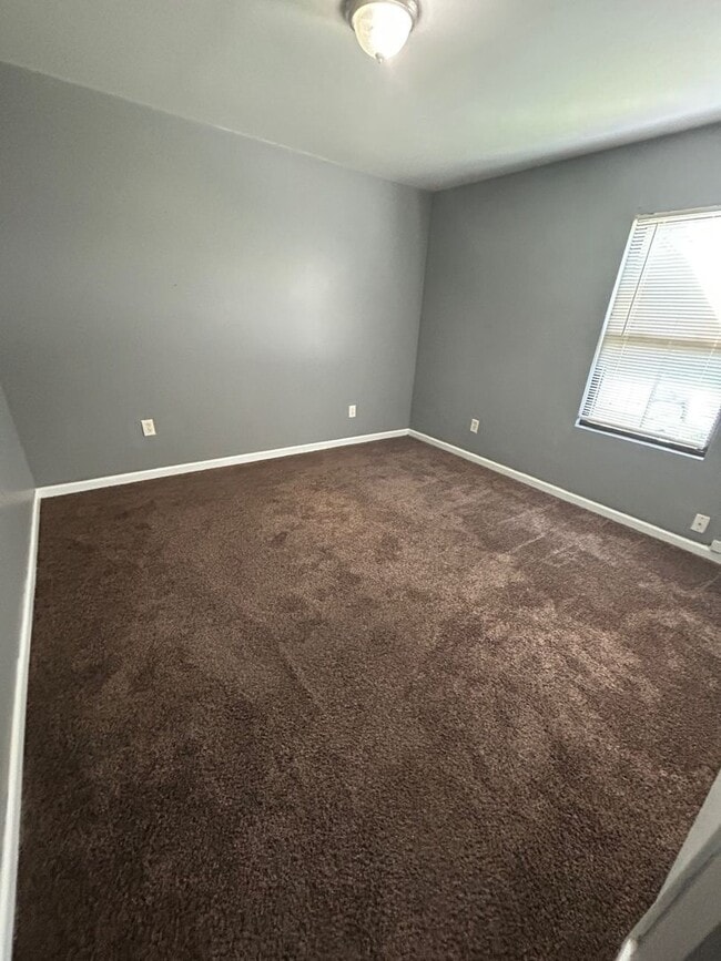 Foto del edificio - 3503 Falling Springs Rd