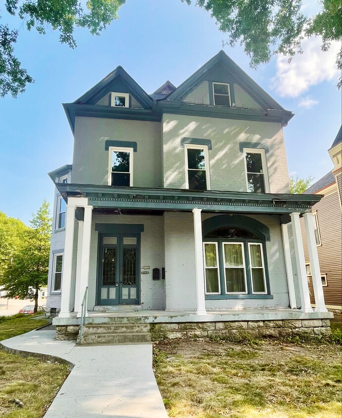 1436 Hepburn Ave Unit Apartment 4, Louisville, KY 40204 Apartments