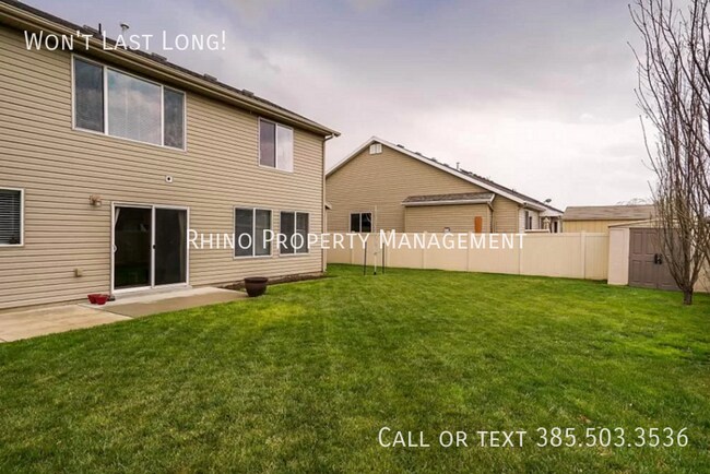 Foto del edificio - 1061 Fox Hollow Dr