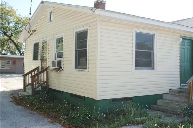 Foto del edificio - Lotus Path Apts.