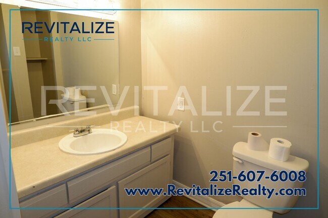 Building Photo - 7846 Roberson St