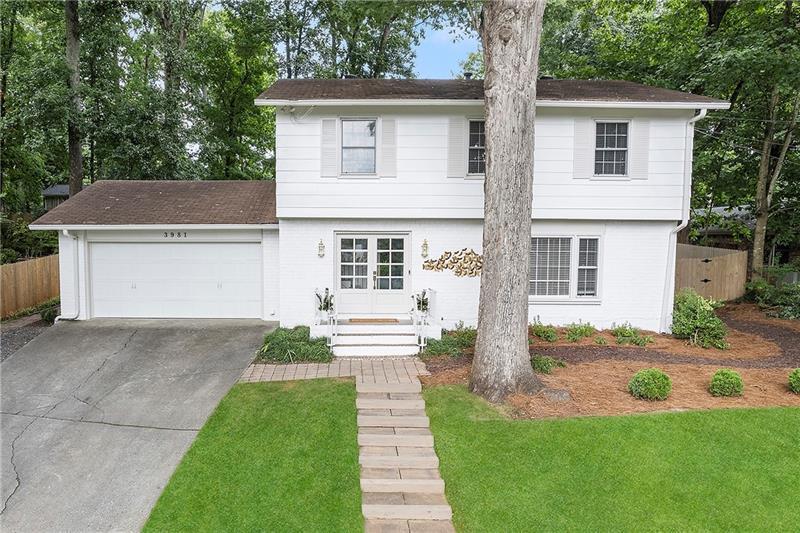 Foto principal - 3981 Longview Dr