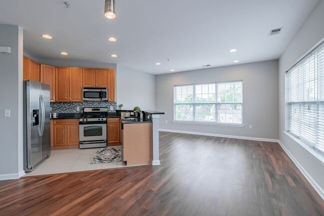 Building Photo - Cranford Crossing Apartment Homes