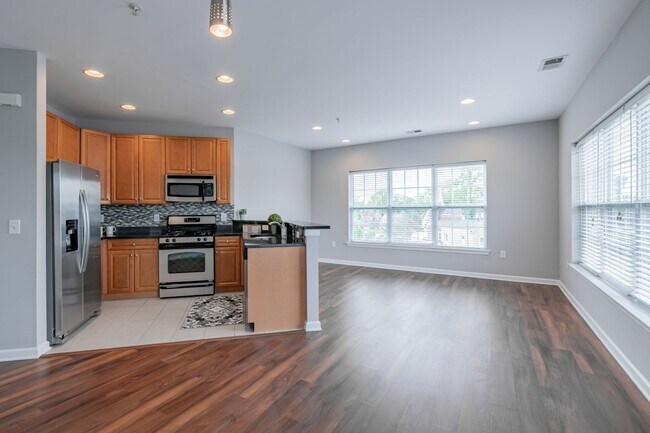 Foto del edificio - Cranford Crossing Apartment Homes