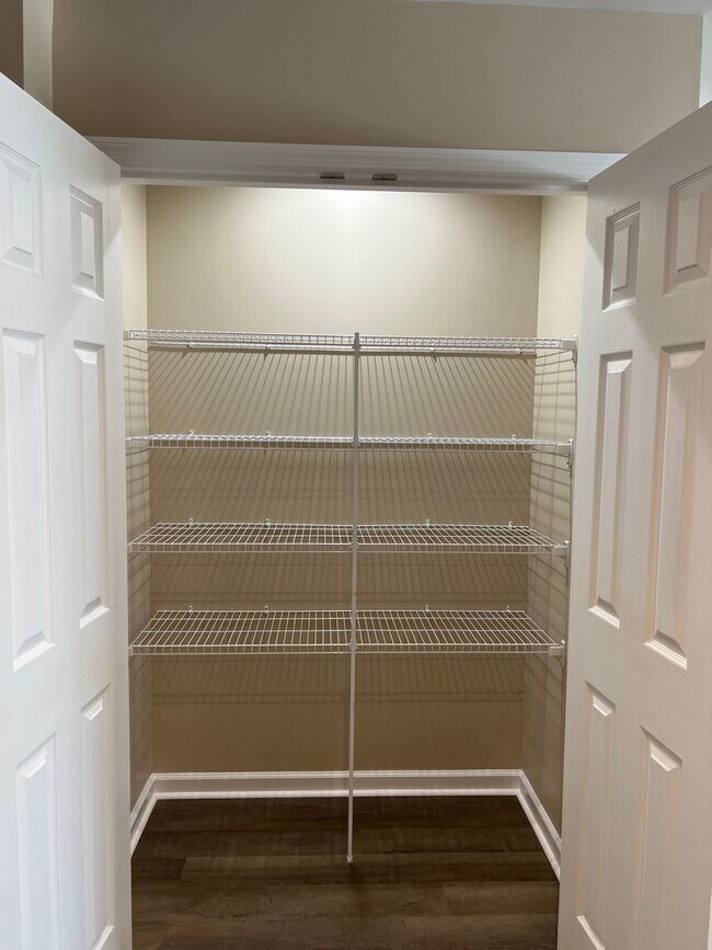 Foto del edificio - Nice 2 bedroom, 2 bath Duplex