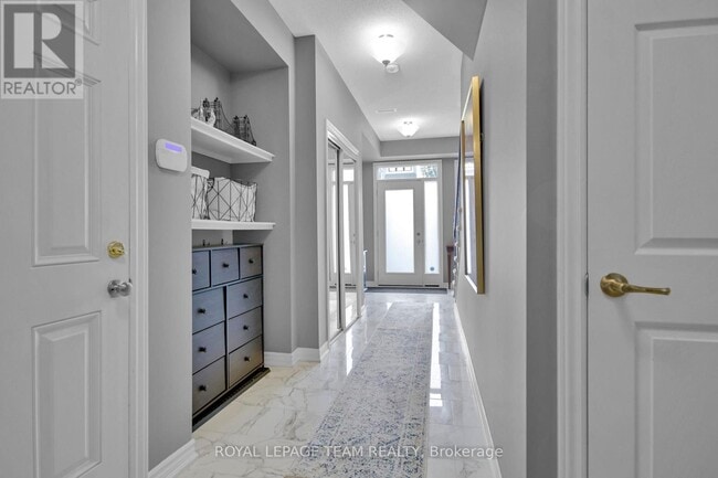 Building Photo - 28 Caspian Row