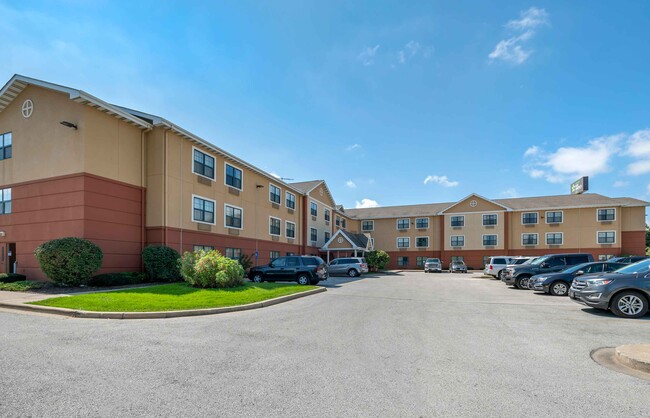 Exterior - Furnished Studio - Merrillville