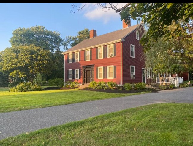 Front of 3 family facing 140 - 96 Franklin St