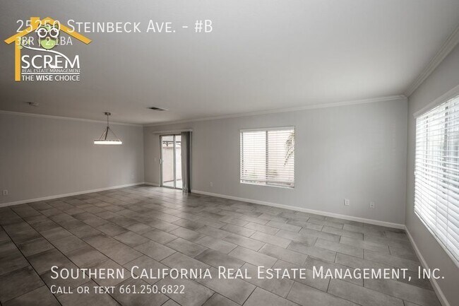 Building Photo - Three Bedroom Townhome in Stevenson Ranch