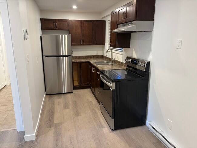 Photo du bâtiment - 957 Haslam Av