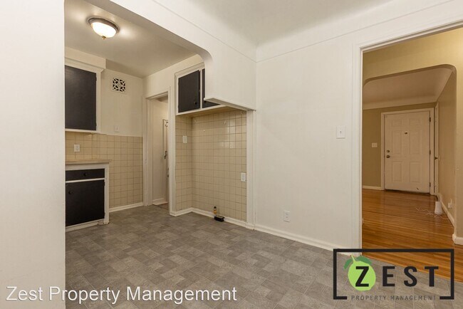 Foto del edificio - 3 br, 1 bath House - 6116 Lodewyck Street