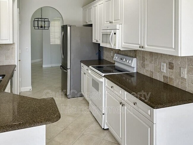 Building Photo - 3065 Driftwood Way