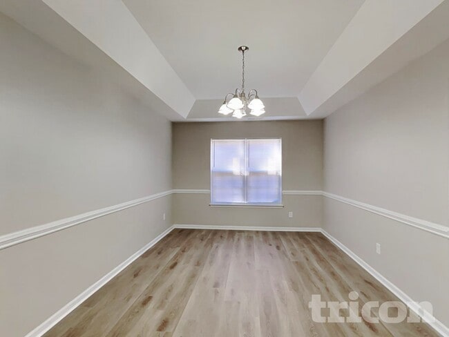 Building Photo - 713 Southridge Dr