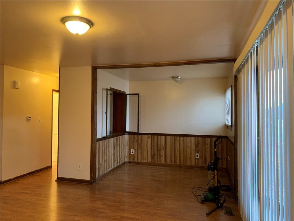 32068 Palmer Rd, Westland, MI 48186 House Rental in Westland, MI