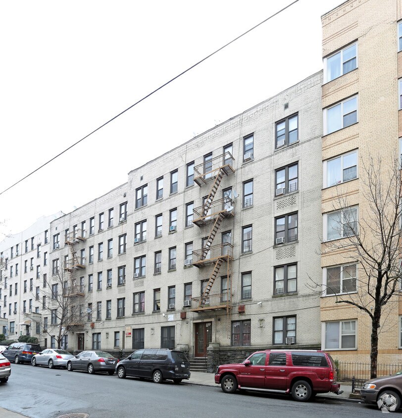 Primary Photo - 3212-3216 Decatur Ave