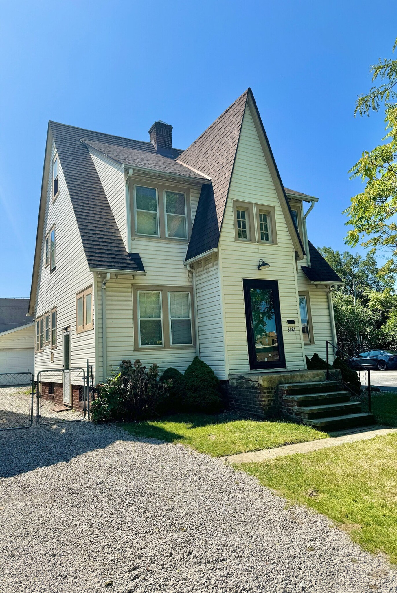 3484 Blanche Ave Cleveland Heights, OH 44118 – photo 2
