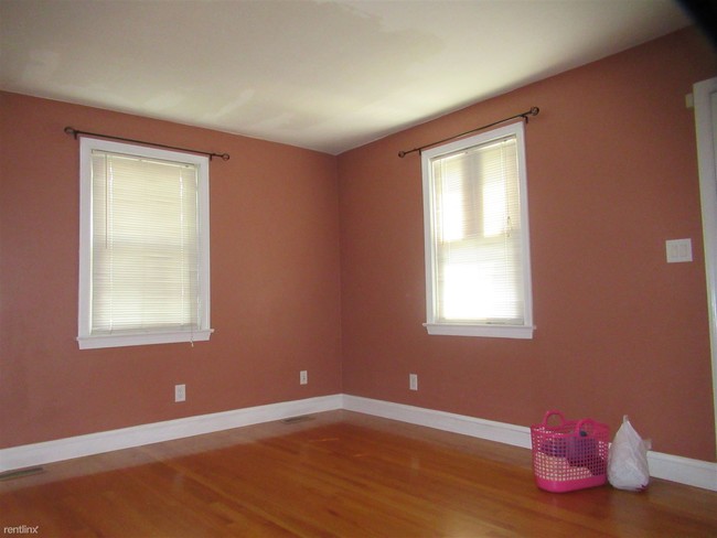 Building Photo - 2 br, 1 bath House - 905 Maiden Choice Ln