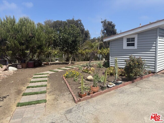 Foto del edificio - 29637 Pacific Coast Hwy