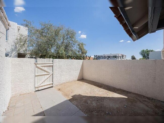 Foto del edificio - 5246 N 42nd Ln
