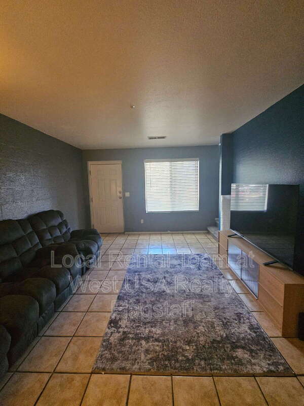 Foto del edificio - 6315 St Nicholas Cir