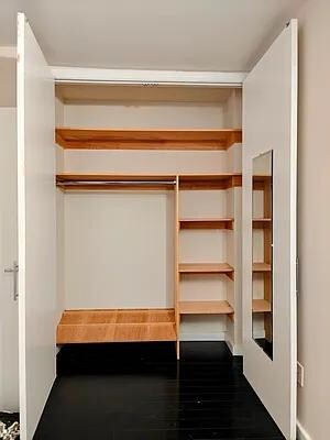 Foto del edificio - 300 Albany St