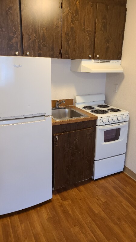 Foto del edificio - 1625 Kent Des Moines Rd