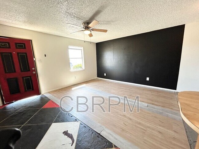 Foto del edificio - 4604 Erskine St