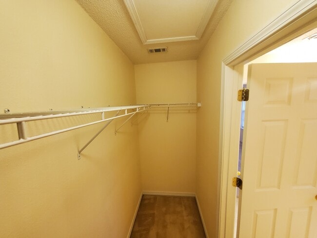 Master Bathroom walk-in closet - 5165 Victoria Dr